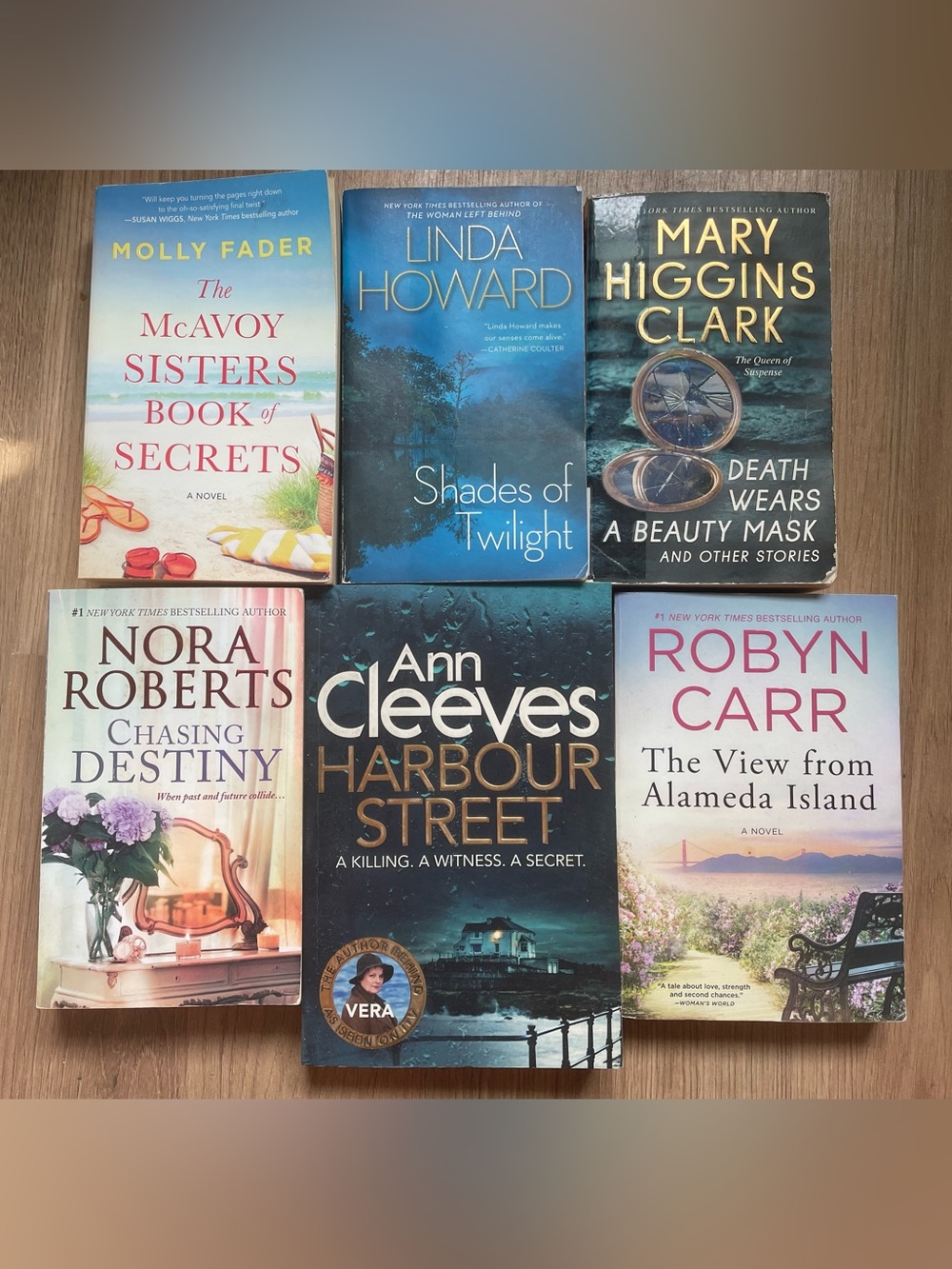 Bundle of 6 Novels — Mystery, Romance Books